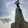 Статуя свободы венгерского разлива.
