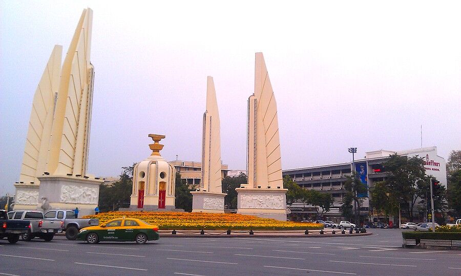 Монумент Демократии.