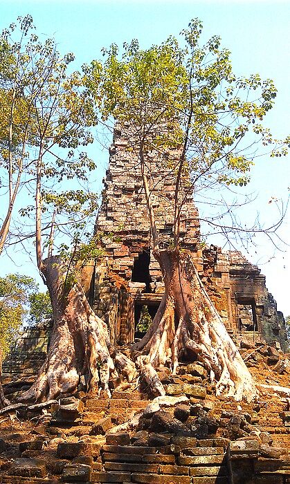 Храм Пре Палилай (Preah Palilay) - довольно разруш