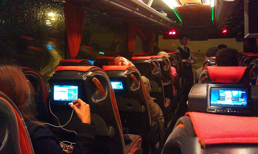 Автобусы у турков, как обычно, на уровне: телевизо
