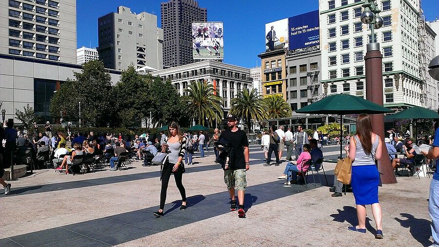 В Сан-Франциско есть свой Юнион-сквер. Жизнь тут к