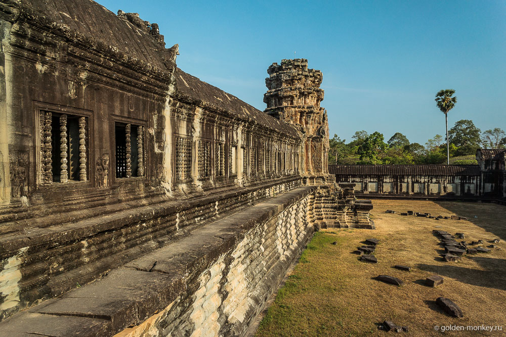 Камбоджа, территория вокруг центрального храма