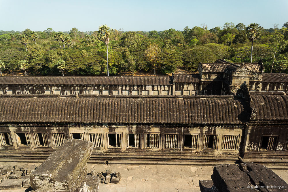 Камбоджа, вид на галереи Ангкор Вата