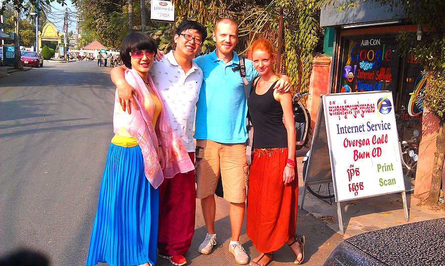 Китайцы, с которыми мы ездили по дальним храмам, Ангкор, Камбоджа.