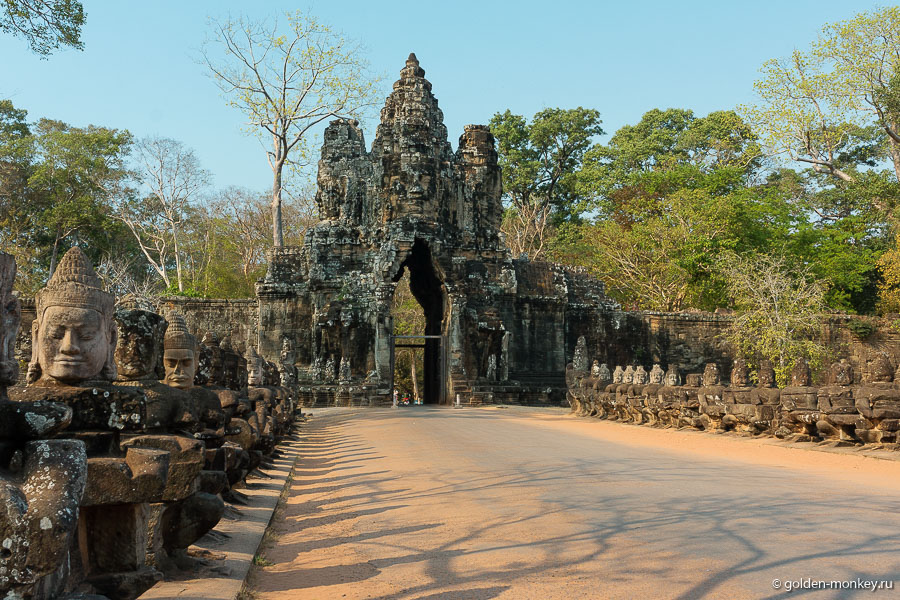 Южные Ворота (Ангкор Том).