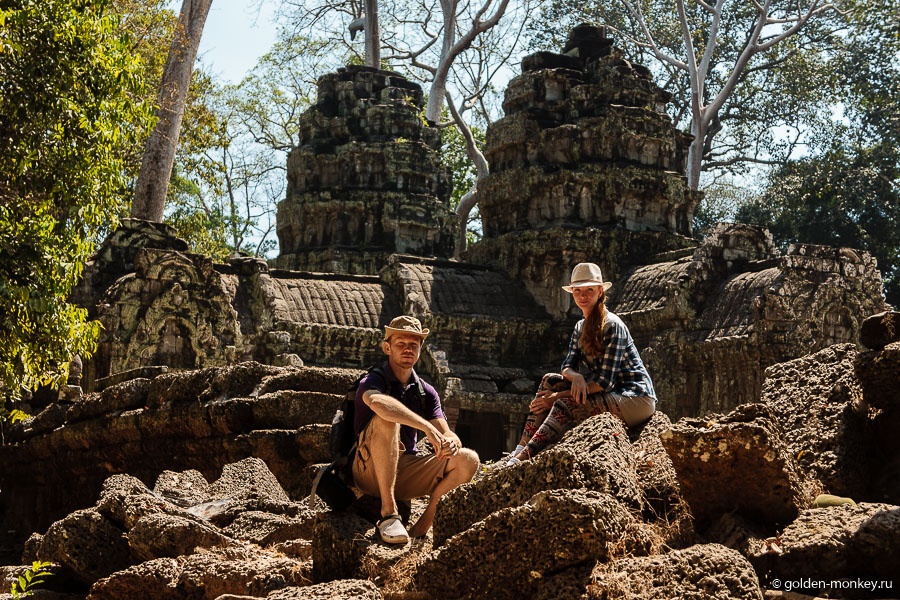 Шеболдасик и Андрюсикс в Та Проме, Ангкор, Камбоджа.