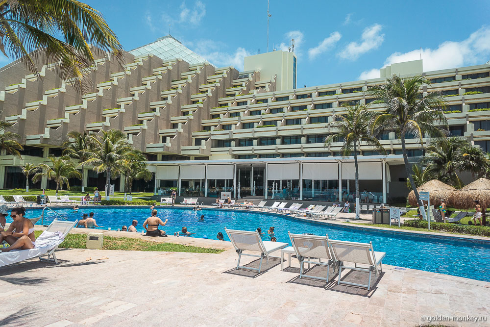 Канкун, крутой отель на пляже Байенас
