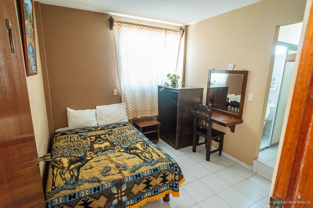 Канкун, бюджетный Hotel & Hostal Las Palmas, комната 