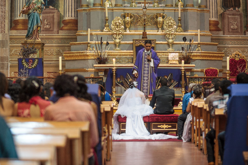 Сантьяго-де-Керетаро, свадьба в Соборе Санта-Роса де Витербо