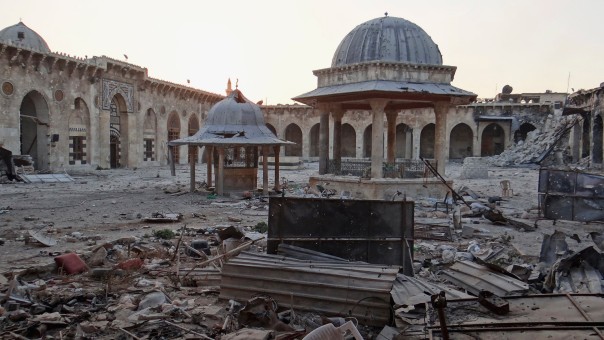 Состояние мечети после военных действий (фото с сайта gatesofnineveh.wordpress.com)