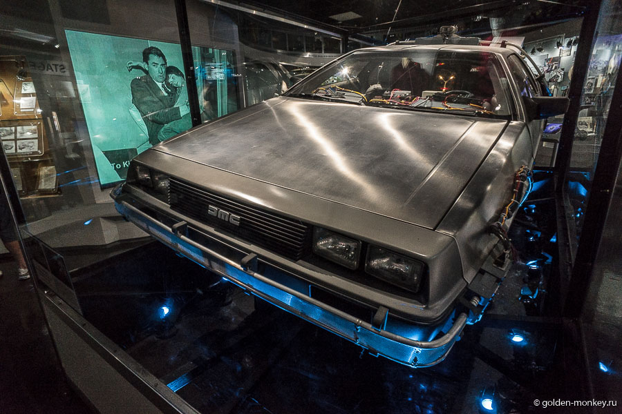 Машина из фильма «Назад в будущее», Universal Studios Hollywood